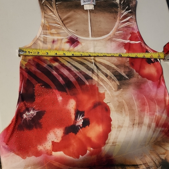 Georgia Rylie Cream, Pink And Red Graphic Relaxed Tank Top - Picture 3 of 7